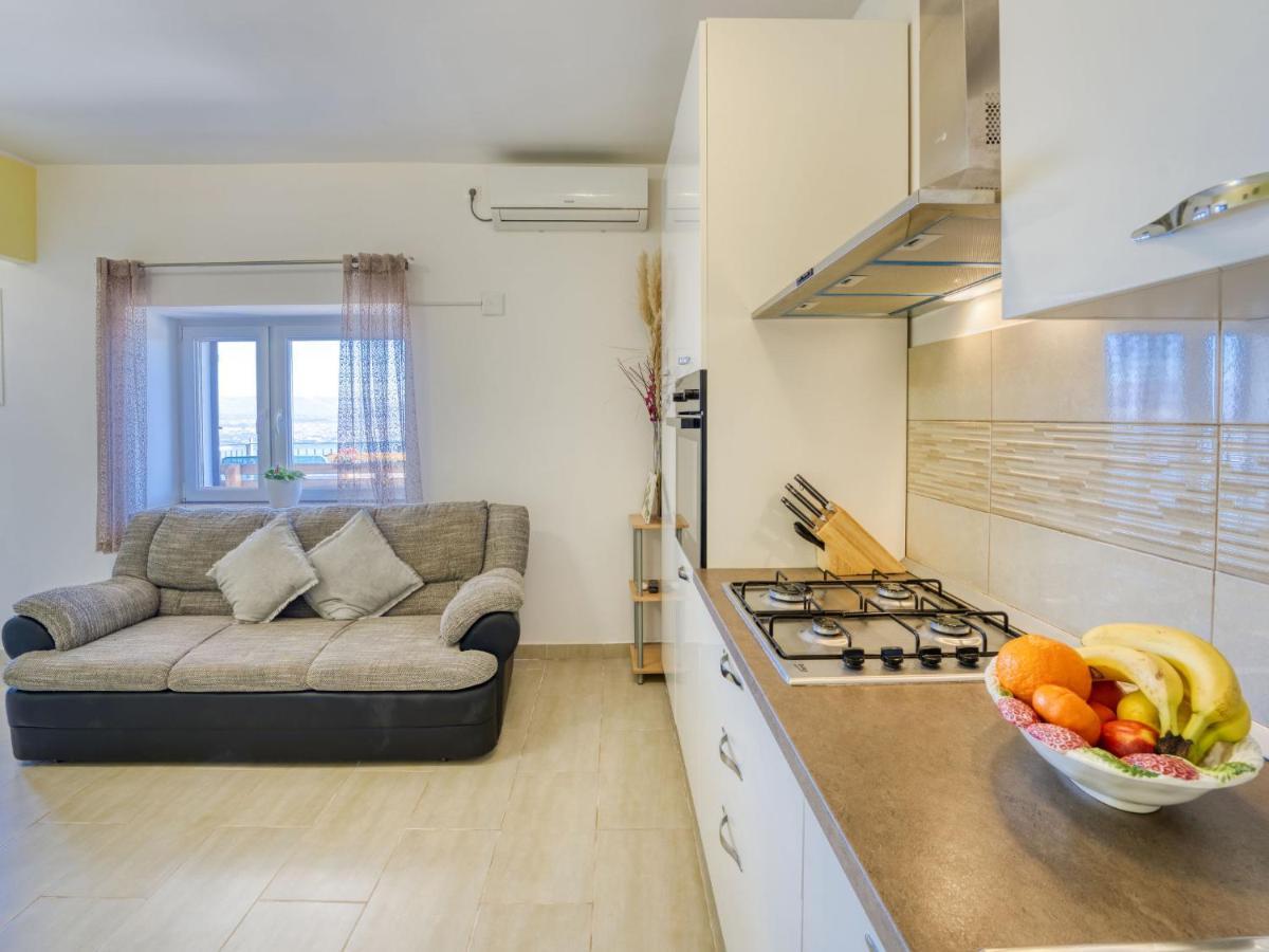 Apartment Edita By Interhome Ловран Екстер'єр фото